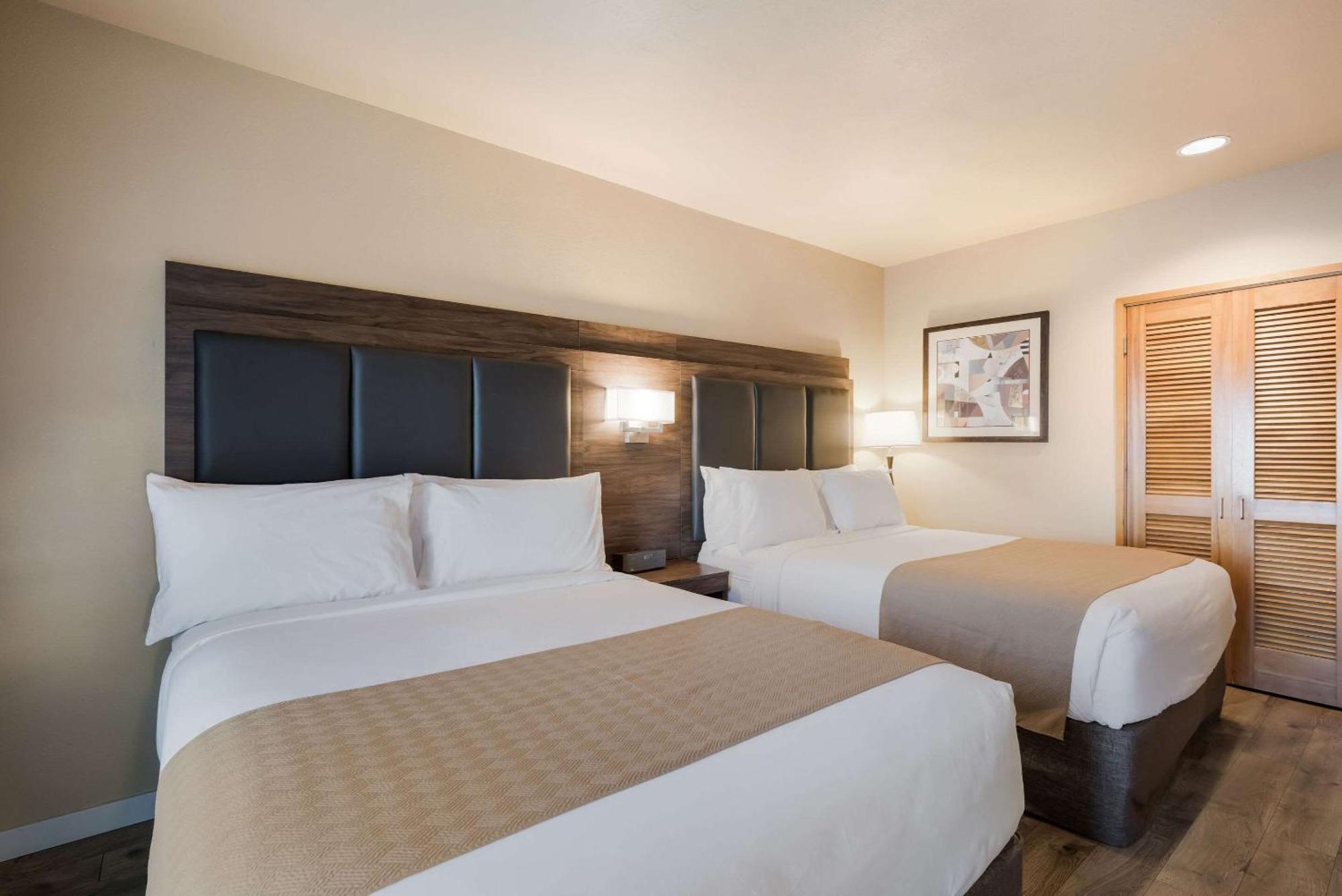 Inn At Port Gardner-Everett Waterfront, Ascend Hotel Collection Екстериор снимка